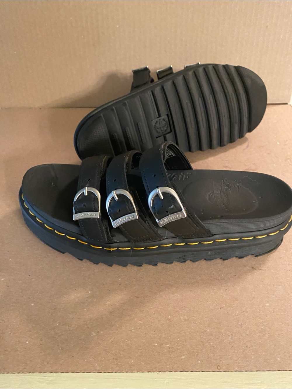 Dr. Martens Blaire Leather Slide
Black Hydro (Women's) Size 9